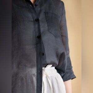 Banana Republic Black Button-Up Blouse